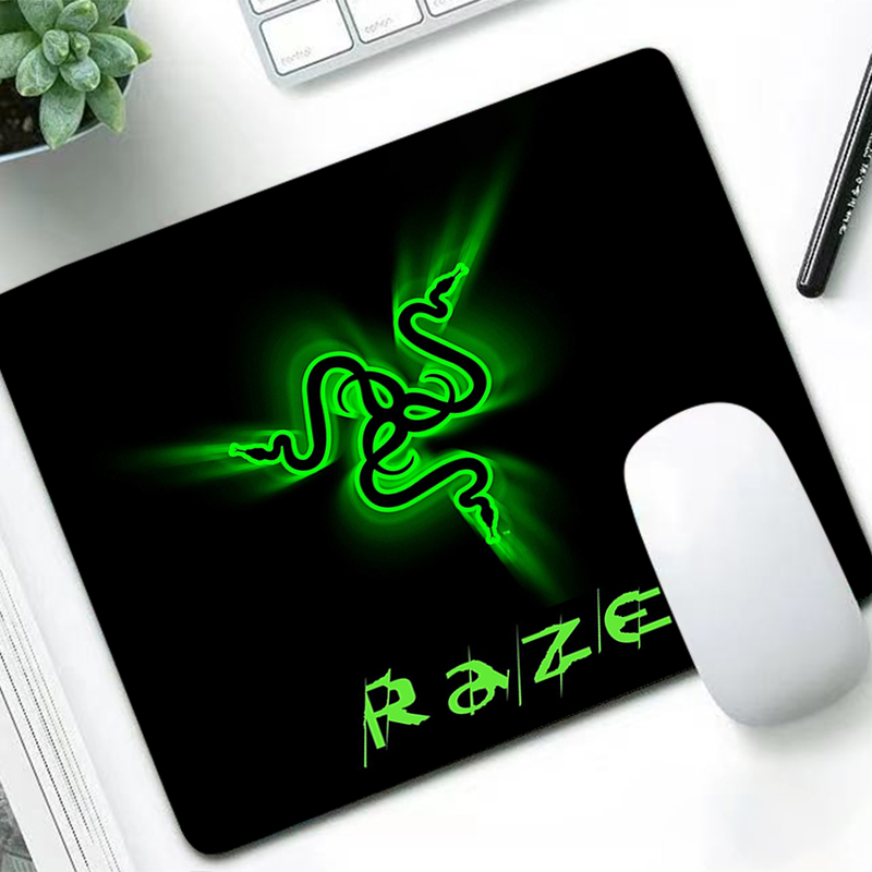 Gaming Accessories Gamer - Alfombrilla de ratón pequeña Razer a